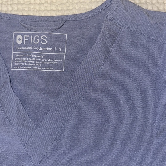 Limited Edition FIGS scrub top - Picture 2 of 2